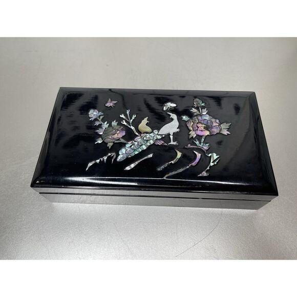 Vintage Oriental Lacquer Jewelry Box Mother of Pearl Raised Peacock Floral - Picture 1 of 7